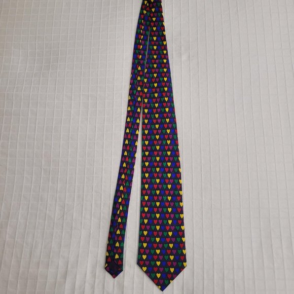 Addiction Men's tie. - Picture 2 of 7